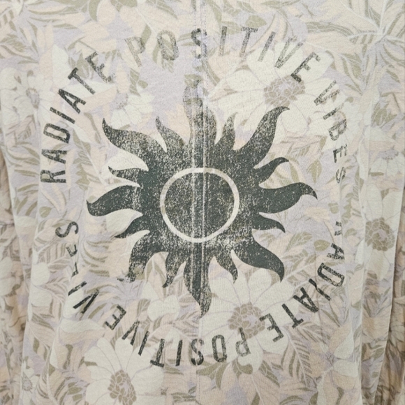 Free People FP Movement Radiate Positive Vibes Long Sleeve Floral Crewneck Sz Sm - Picture 4 of 10